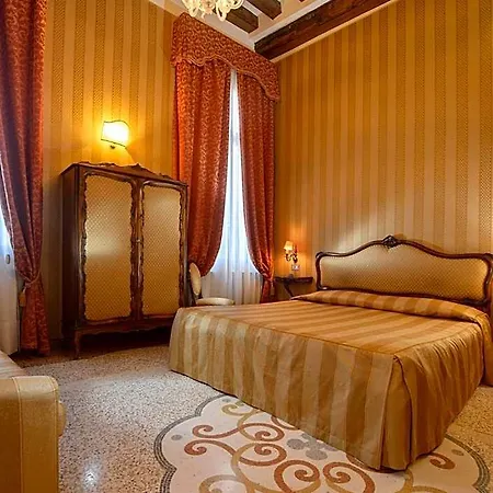 سنتور 3* البندقية
